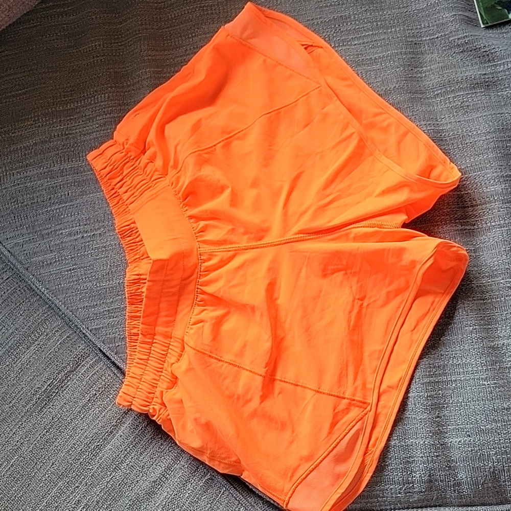 Lululemons shorts size 6